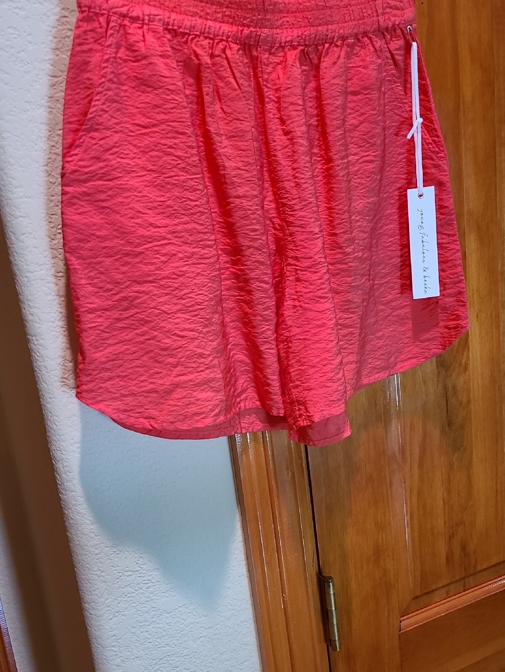 young fabulous & broke Coral  Lightweight Shorts Size S NWOT